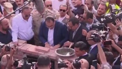 مدبولي يضع حجر أساس عدد من التجمعات التنموية الحضرية بشمال سيناء 