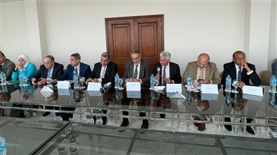 لجنة من خبراء مصلحة الضرائب واتحاد الغرف لتحديد نسب فروق أسعار تدبير العملة