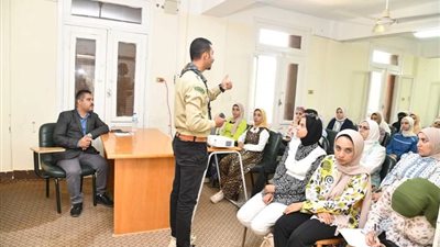 ورشة تعريفية عن الحركة الكشفية بكلية الآداب جامعة الوادي الجديد