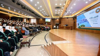 محافظ الدقهلية: الأئمة حلقة الوصل المباشرة مع المواطنين 