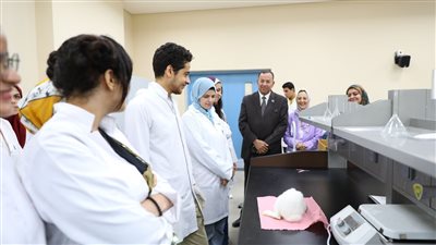 رئيس جامعة المنصورة الجديدة يتفقد الحرم الجامعي وانتظام الدراسة (صور) 