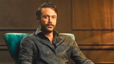 محمد إمام: الحلم العربي أصبح الوهم العربي احنا جيل فقد الثقة