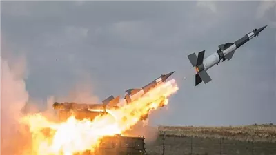  الحوثيون ينشرون فيديو لعملية إطلاق صواريخ بالستية باتجاه إسرائيل 