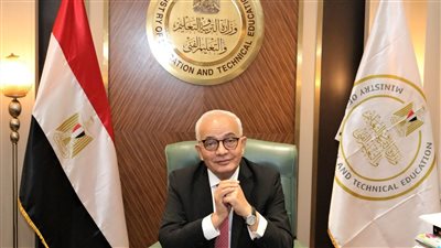 بدء تسكين الفائزين بمسابقة الـ30 ألف معلم الدفعة الأولى بتعليم الجيزة