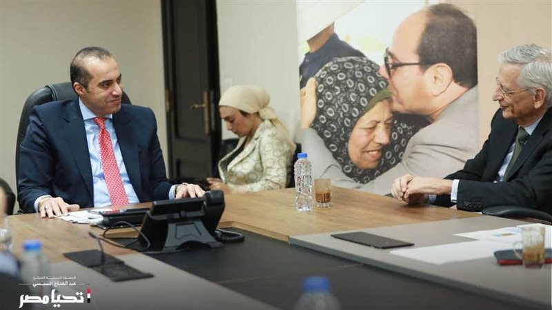 استقبال السفير الفرنسي