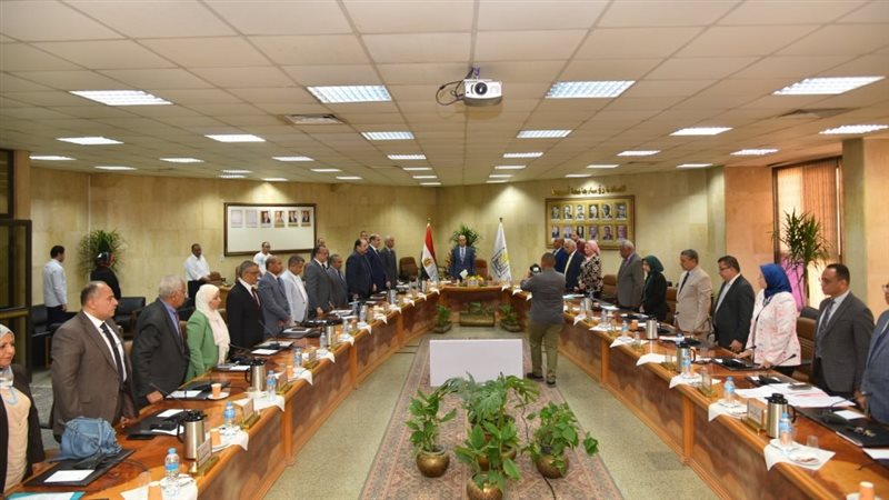 مجلس جامعة أسيوط،