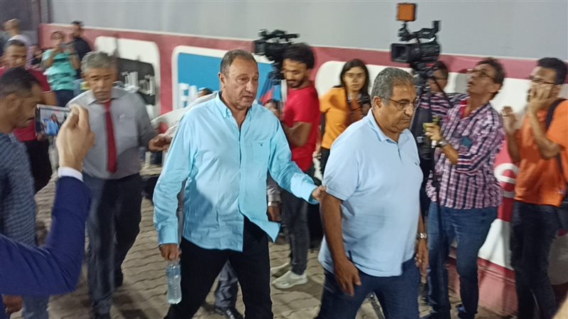 الخطيب، فيتو