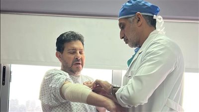 وعكة صحية مفاجئة تصيب الفنان هاني شاكر