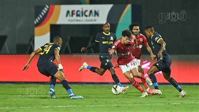 الدوري الإفريقي، تعادل سلبي بين الأهلي وصن داونز بالشوط الأول