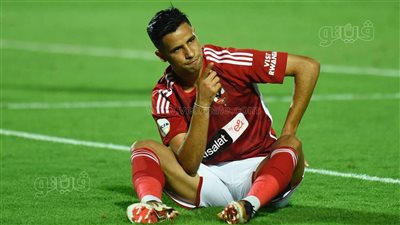 نقل رضا سليم لاعب الأهلي إلى المستشفى بعد الإصابة أمام صن داونز