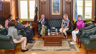 محافظ الإسكندرية يبحث مع قنصل فرنسا والوفد السياحي المرافق له تعزيز سبل التعاون في مجالي السياحة والثقافة