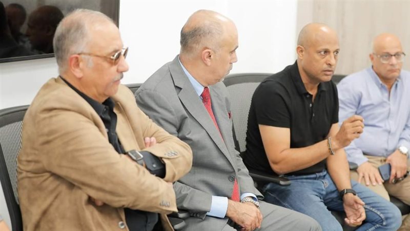 طارق مصطفي، فيتو
