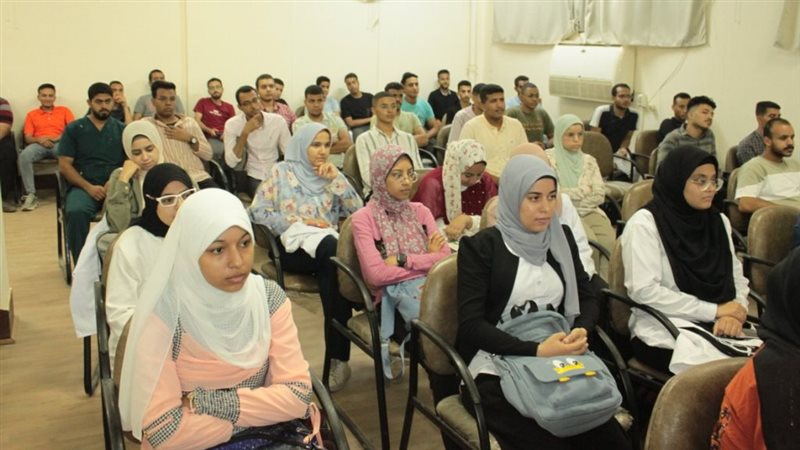 طلاب بيطري أسيوط،