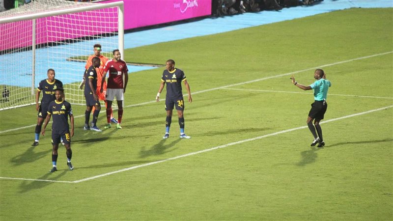 الأهلي، فيتو 