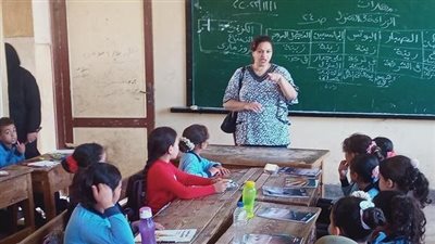 البيئة تعقد عددا من ندوات التوعية مع الطلاب بالمدارس فى قرى محافظة البحيرة (صور)