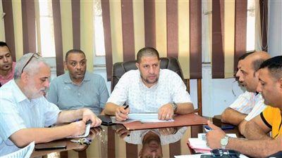 اجتماع بالبحيرة لمتابعة آخر مستجدات ملف تقنين أراضي أملاك الدولة (صور)