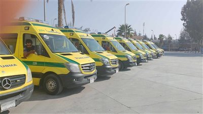 وصول 3 مصابين فلسطينيين معبر رفح تمهيدا لنقلهم إلى مستشفى العريش 