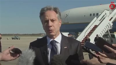 قتلهم ويبكي عليهم، وزير خارجية أمريكا يعبر عن انفطار قلبه لرؤية جثث أطفال غزة