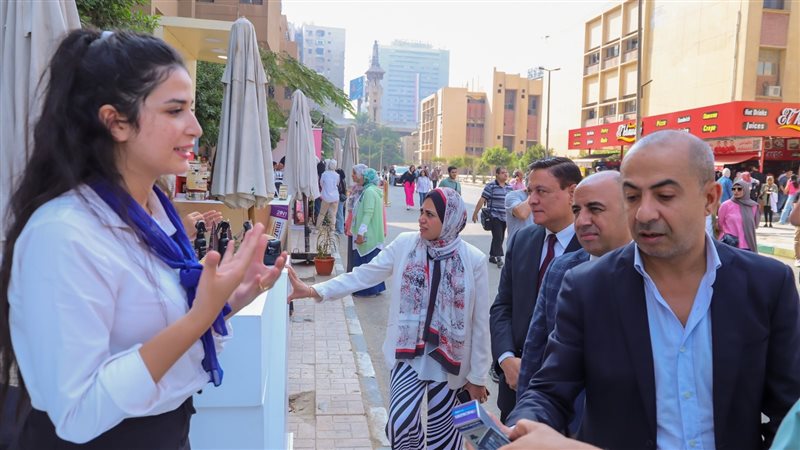 جامعة عين شمس، فيتو