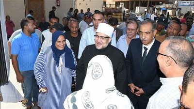 وزير الأوقاف لأهالي الغردقة: معاملة السائحين بشكل كريم خدمة لدينكم ووطنكم