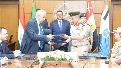التنمية المحلية ومحافظ الدقهلية يشهدان توقيع بروتوكول لتقديم خدمات الشبكة الوطنية للطوارئ