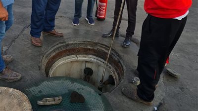 ضبط 3000 لتر بنزين داخل أحد محطات الوقود بدمنهور (صور)