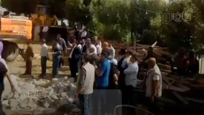 وزير الري ومحافظ بني سويف يقودان حملة لإزالة التعديات على أرض طرح النيل