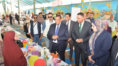 جولة وزير التنمية المحلية بالدقهلية.. تفقد عددا من المشروعات ومعارض بيع السلع بأسعار مخفضة.. وتابع جاهزية المعدات الهندسية للطوارئ (فيديو) 