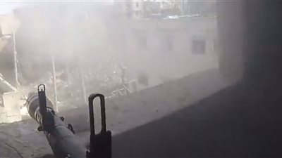 القسام تقصف قاعدة رعيم العسكرية بالصواريخ، واشتباكات عنيفة في عدة محاور بغزة