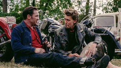 صور جديدة من فيلم THE BIKERIDERS قبل عرضه في السينمات