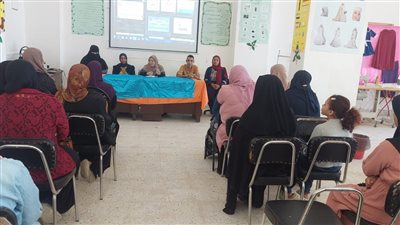 وزارة العمل: تنظيم ندوات لتوعية فتيات مطروح بتنظيم الأسرة