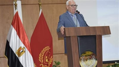 وزارة العمل: توعية العمال بمنشآت الوادي الجديد بالمشاركة الانتخابية