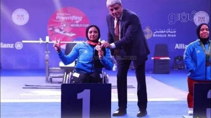 رحاب رضوان بطلة رفع