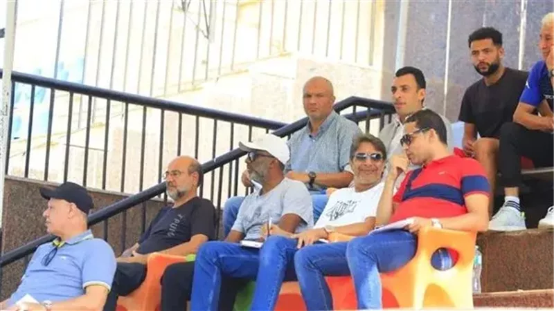 الجهاز الفني لمنتخب
