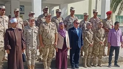 توقيع الكشف على 276 شخصا في قافلة طبية بمستشفى الفرافرة بالوادي الجديد