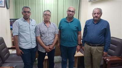 وكيل صحة قنا يجتمع مع مسؤولي هيئة تعليم الكبار لمناقشة أنشطة القوافل