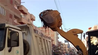 رفع 2600 طن قمامة خلال حملات نظافة مكبرة بالبحيرة (صور)