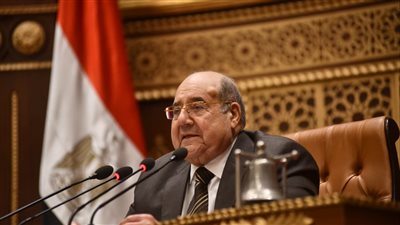 رفع جلسة الشيوخ دون تحديد موعد عودة الانعقاد 