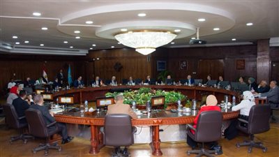 ترقية 23 عضوا بهيئة التدريس وتعيين 12 مدرسا بجامعة طنطا