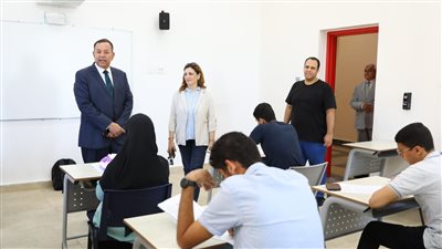 انطلاق اختبارات منتصف الفصل الدراسي الأول بـ طب المنصورة الجديدة 