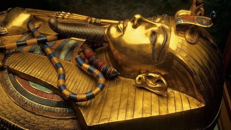 تابوت الملك توت عنخ