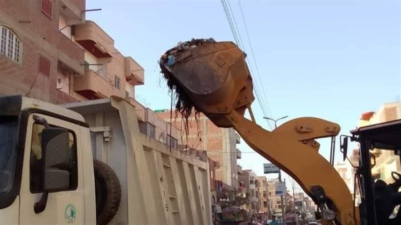 رفع 2600 طن قمامة