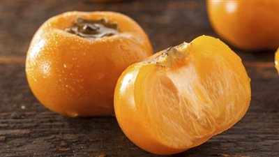 فوائد فاكهة الكاكا، تخفض مستوى الكوليسترول والضغط بالدم وتنقص الوزن 