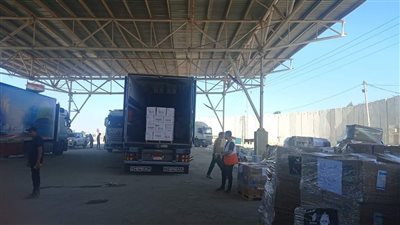 الهلال الأحمر الفلسطيني يتسلم 93 شاحنة من المساعدات لغزة ليصل الإجمالي إلى 569 منذ بداية الحرب