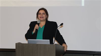 الجامعات الكندية في مصر تنظم محاضرة حول تأثير السياحة على الاقتصاد المصري