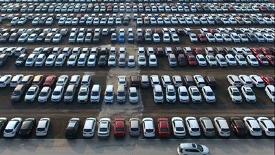 كيف تستفيد من مبادرة سيارات المصريين بالخارج قبل انتهائها بالقانون 