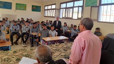 توعية الطلاب والعاملين بمدارس الوادي الجديد بثقافة 