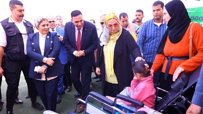 وزيرة التضامن: إضافة 6 آلاف أسرة جديدة من الدقهلية لبرنامج تكافل وكرامة (صور)