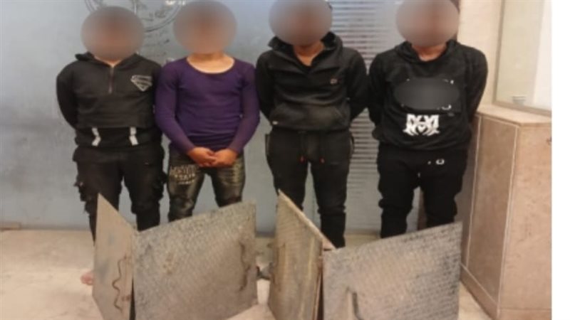حبس 5 عاطلين وممرضة