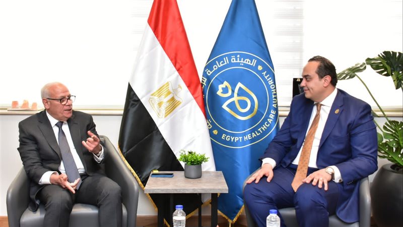 اجتماع محافظ بورسعيد